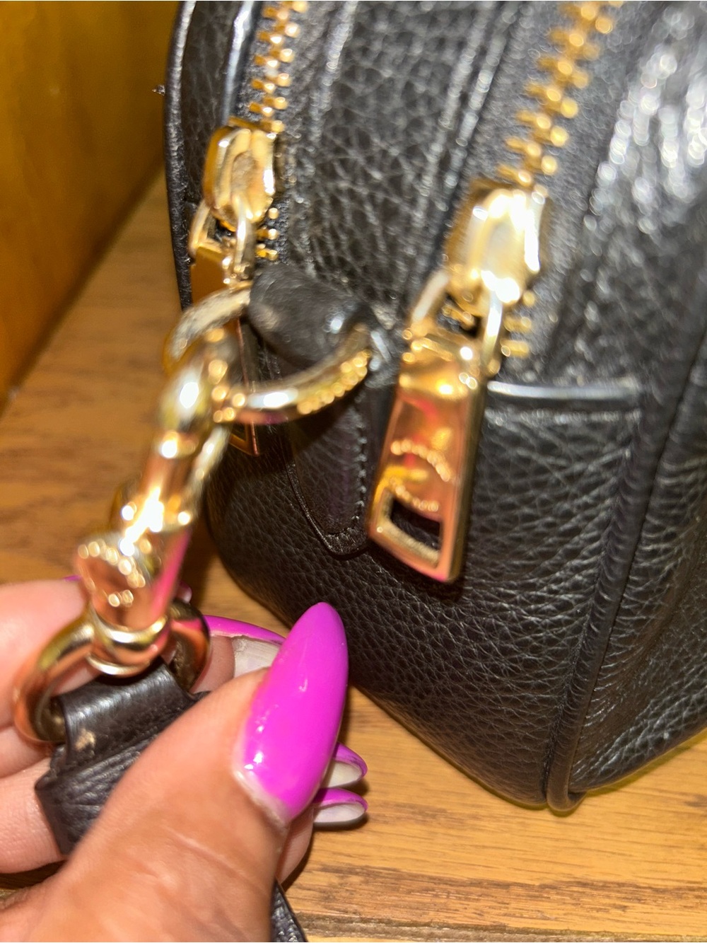 Coach Black Pebbled Leather Crossbody Camera bag with Gold Hardware - Picture 2 of 8